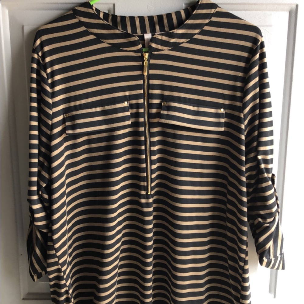 Cute work casual blouse